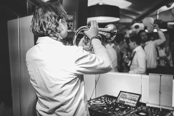 Trompet DJ Luxe Show