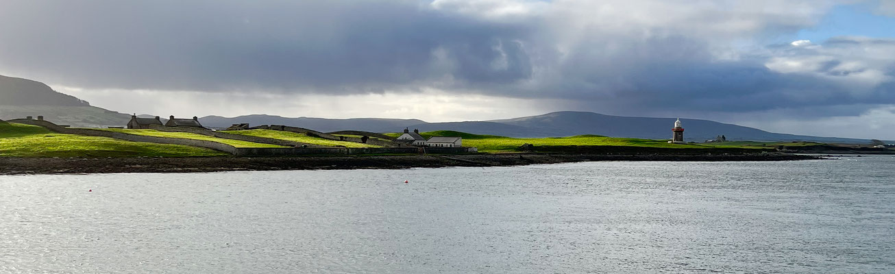 sligo bay mit leuchtturm