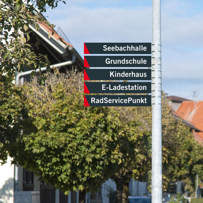 Gemeinde Ebersbach-Musbach – Wegweiser öffentlichen Einrichtungen: Konzeption, Entwurf, Realisierung