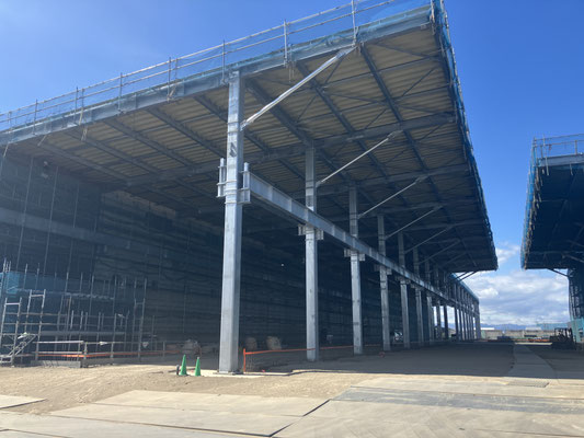 ③外観(西面より)(鉄骨加工工場大屋根下)