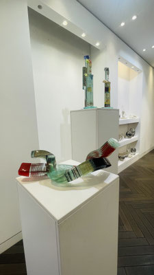 CCAA Studioglas glaskunst glasgalerie glassart blownglass handblown kunsthandwerk unikat collect köln cologne angewandt kunst sammlung ausstellung design paperweight briefbeschwerer exhibition verresoufflé galerieduverre interiordesign 