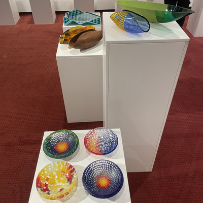 CCAA Studioglas glaskunst glasgalerie glassart blownglass handblown kunsthandwerk unikat collect köln cologne angewandt kunst sammlung ausstellung design paperweight briefbeschwerer exhibition verresoufflé galerieduverre interiordesign 