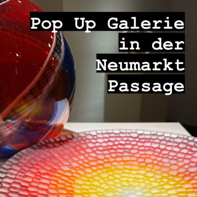 CCAA Studioglas glaskunst glasgalerie glassart blownglass handblown kunsthandwerk unikat collect köln cologne angewandt kunst sammlung ausstellung design paperweight briefbeschwerer exhibition verresoufflé galerieduverre interiordesign 
