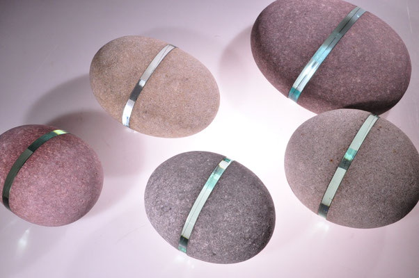 Lothar Göbel, Stein-Glas-Stein. Skulptur, Staatspreis, abstrakt, Glaskunst