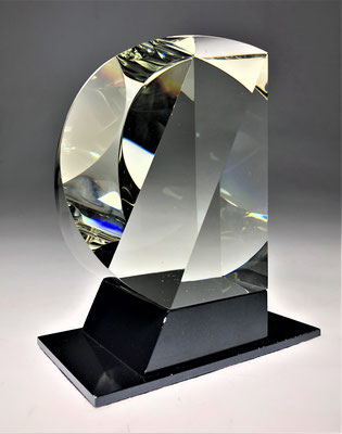 Karl Berg, geschliffenes Glas, optisches Glas, Glasskulptur, sculpture, studioglas
