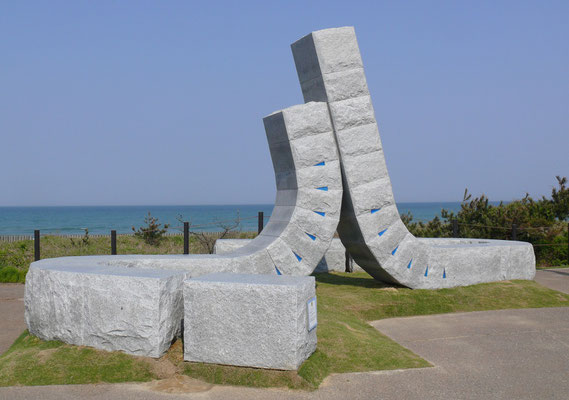 2011年　宝達志水町モニュメント・能登里山街道志雄パーキング(石川県宝達志水町)