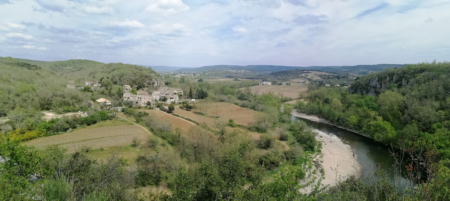 Balazuc - Ardèche -Hameau de Servières 