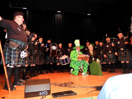 The Clan mit Patrick Hulliger