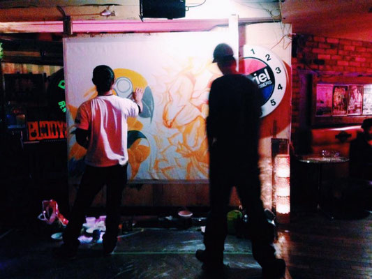 Livepaint @ thumbs up, XOLA x Rusow