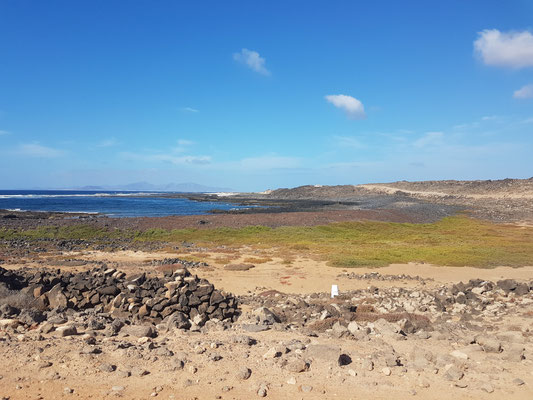 Eine der Buchten auf dem Weg nach El Cotillo