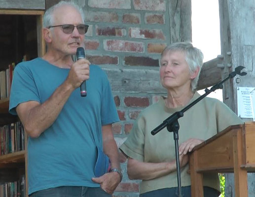 Klaus Henning und Christiane Dammeyer stellen das Programm vor