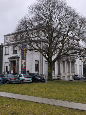 Eine der Opel-Villen