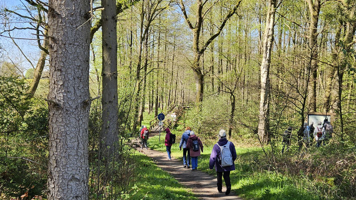 Gruppe 2 vor der Ozeanbrücke