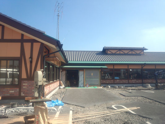 コメダ珈琲笠懸阿左美店様　屋根・雨樋