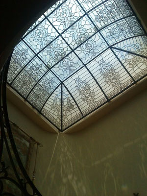 Domo de Vitral emplomado con vidrio biselado, 6 x 7m - Residencia Particular - 2011