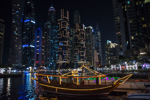Spaziergang in der Dubai Marina