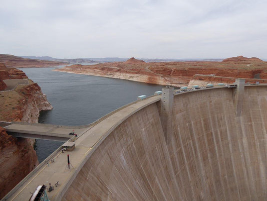 Glen Canyon dam in Page