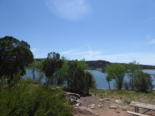 One day rest at a lake