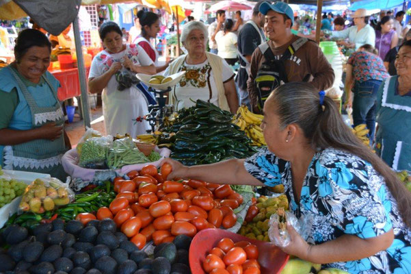 Market in Zaachila