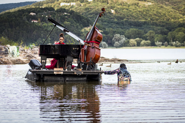 Piano sur le lac. Eté 2023