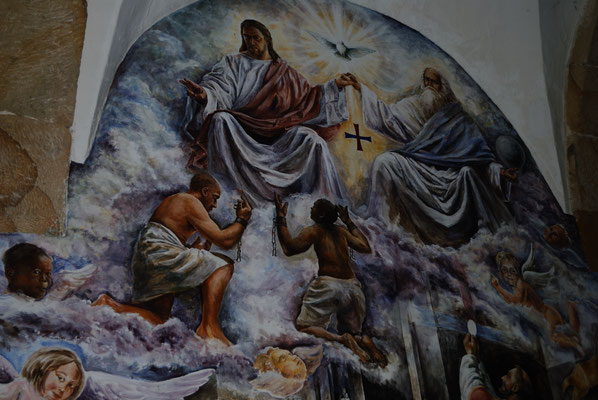 Mural en el claustro del monasterio de la MM. Trinitarias alusivo a la primera misa  de San Juan de Mata, fundador de la Orden Trinitaria.