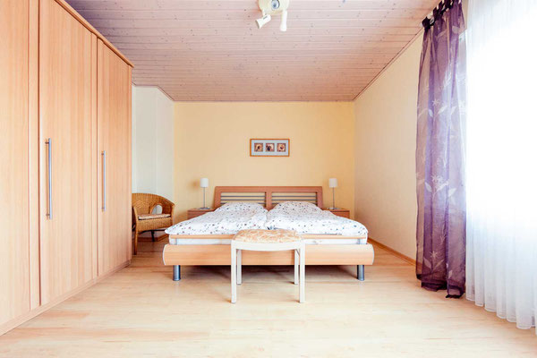Schlafzimmer 2