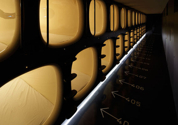 Un "capsule hotel" à Kyoto...