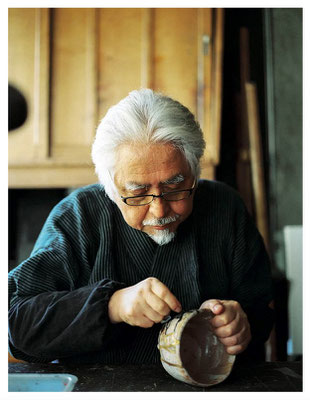 Showzi Tsukamoto, maître de Kintsugi (l'art de réparer la céramique à l'or 24 carats)