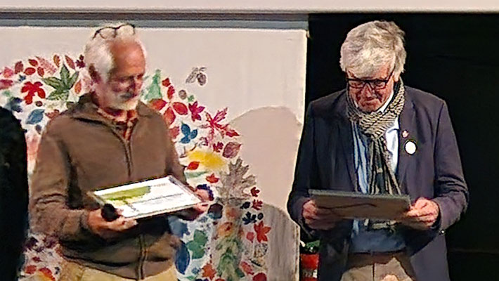 Remise des deux labels par l'association ARBRES-Une convention les relie en terme de protection de ces arbres