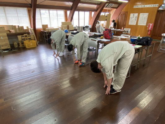 ストレッチ　みんな体やわらかいね！