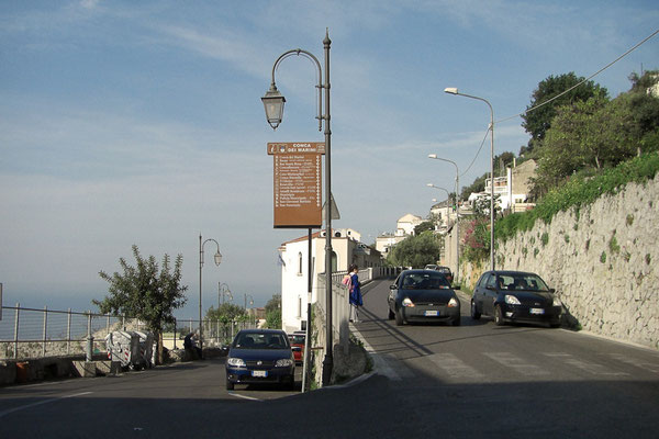 Typowy zbieg ulic w Conca dei Marini