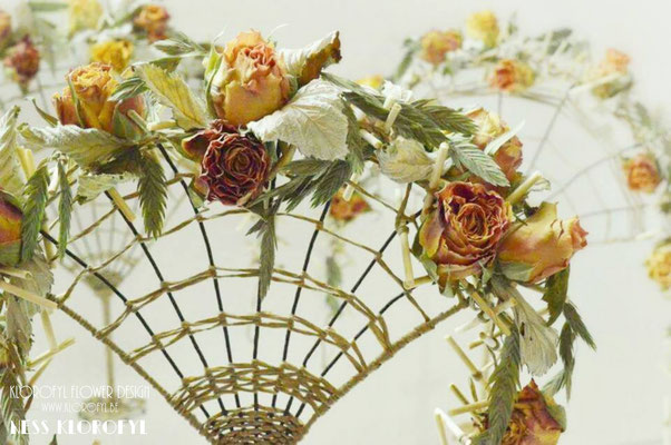 #romantic #bouquetdemariée #hautecouture #weddingbouquet # jewelry #fleur #flowers #florist #artfloral #floraldesign #ness #klorofyl #dilbeek #event #design #floraldesigner #decoration #vintage #love #peacock #artnouveau