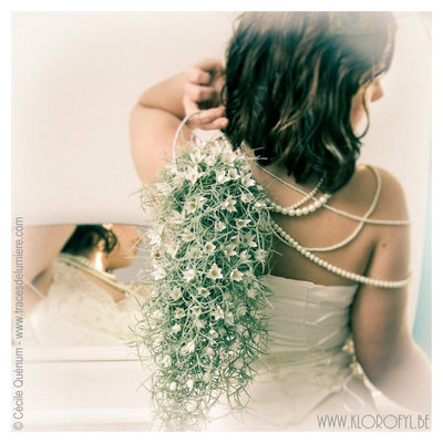 #romantic #bouquetdemariée #hautecouture #weddingbouquet # jewelry #fleur #flowers #florist #artfloral #floraldesign #ness #klorofyl #dilbeek #event #design #floraldesigner #decoration #vintage #love #peacock #artnouveau