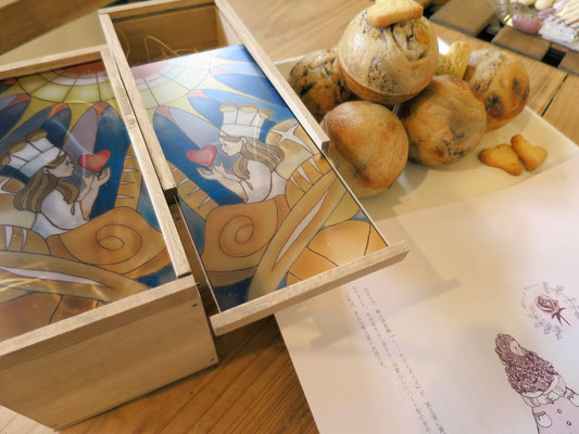 バレンタインパン教室用 BOX制作(@星パン屋様) ※画 : イラストレーターkrimgen様