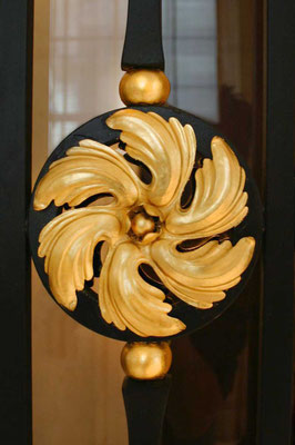 Grille en fer forgé - de style 18ème avec motif décoratif doré 24 carats - New York City