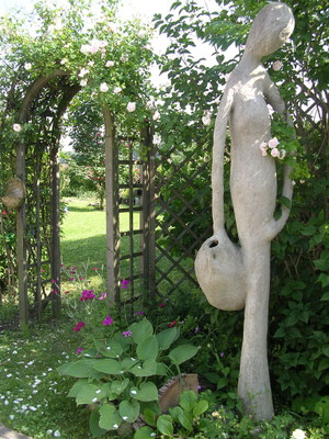 wasserträgerin 2006, beton