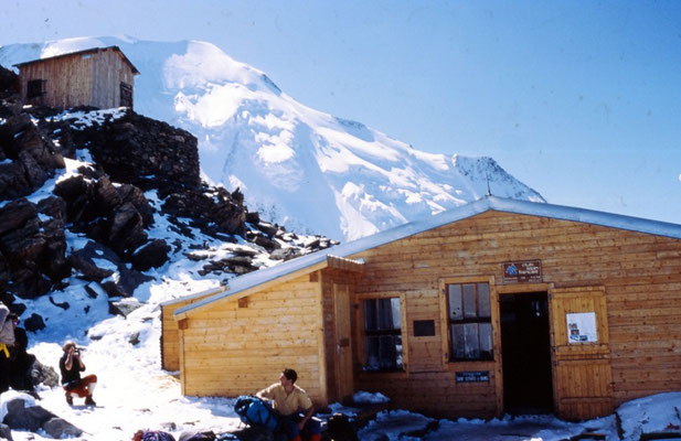 Die Tête Rousse Hütte mit Aig. de Bionnassay