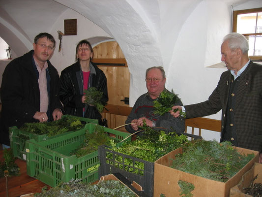 Palmbuschenbinden im Stehrerhof