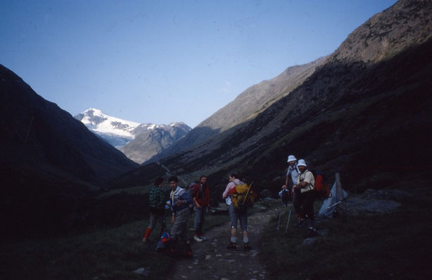 Am Weg zur Similaunhütte im Hintergrund der Similiaun