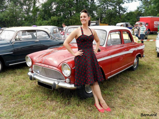 La pin-up (pro) aime les Simca