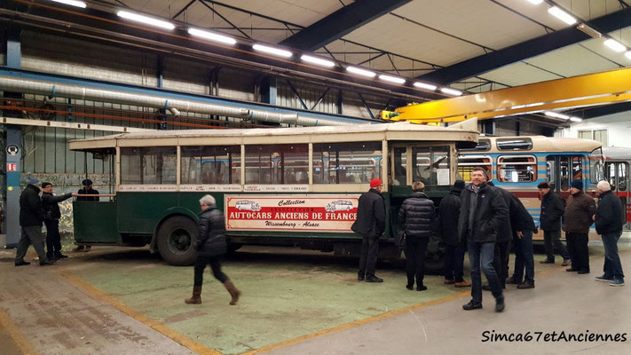 Visite aux autocars.