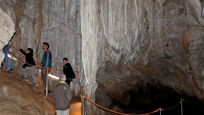 Cueva de las Güixas - Aufgang in den "zweiten Stock"