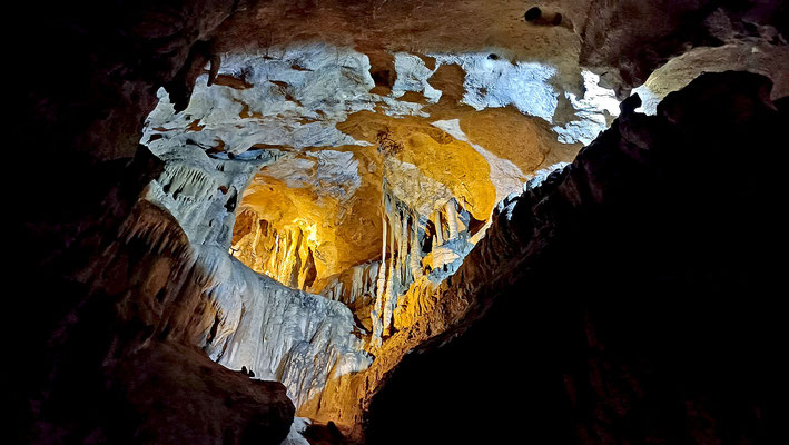 Grottes de Betharram - effektvolle Beleuchtung