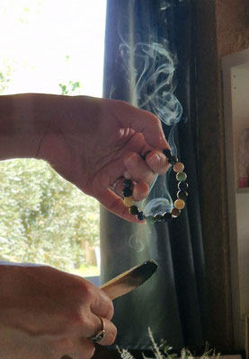 Purification au Palo Santo