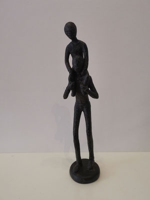 Skulptur, Polyresin*, "Frau mit Kind" Höhe 37cm, Breite 9cm, Länge 7cm, 39,-€