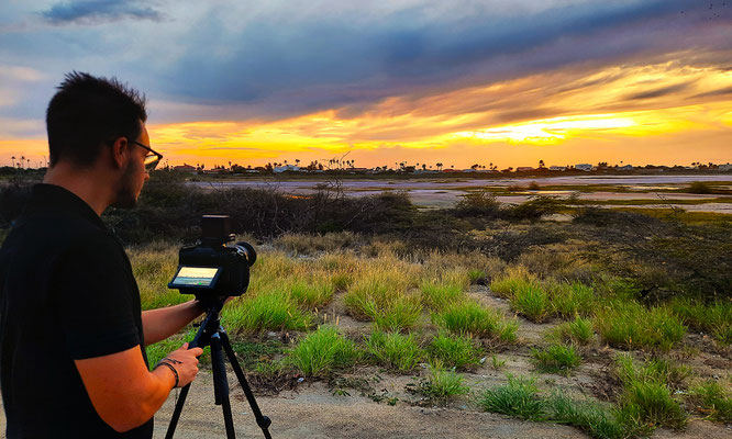 PRINCIPAL FILMS : more than 20 years of developing and producing AWARD-WINNING DOCUMENTARIES - EYE-CATCHING BUSINESS TV - REMARKABLE ACTION MOVIES - REAL LIFE HUMAN INTEREST FILMS