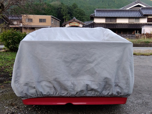シートをかぶったオオカミ！