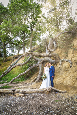 Hochzeitsfotograf Schleswig Holstein am Strand mit Brautpaar Fotos.