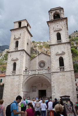 18.9. Sv. Trifun ist die Kathedrale des Stadtheiligen Trifun und Sitz des Bischofs von Kotor. 