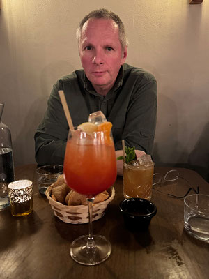Burger & Lobster